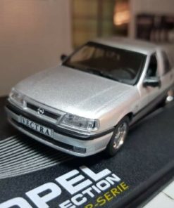 Vauxhall Cavalier Mk3 1992 Opel Vectra Wayne Cherry IXO 1:43